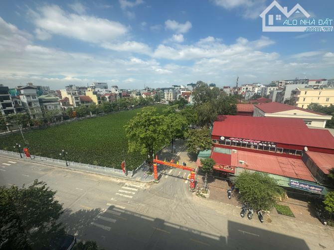 Toà Văn Phòng Đẹp mê ly Mỹ Đình, 160m2, 8 tầng, mặt tiền 8m.