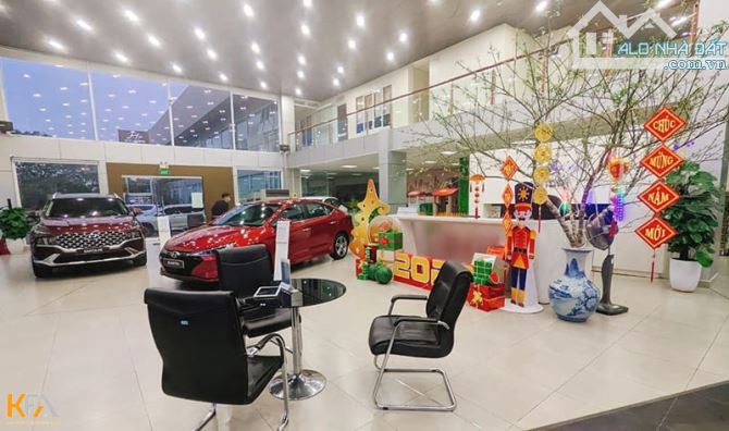 CHO THUÊ MẶT BẰNG KINH DOANH ĐỆP 400M2-850M2. MẶT TIỀN 45M.