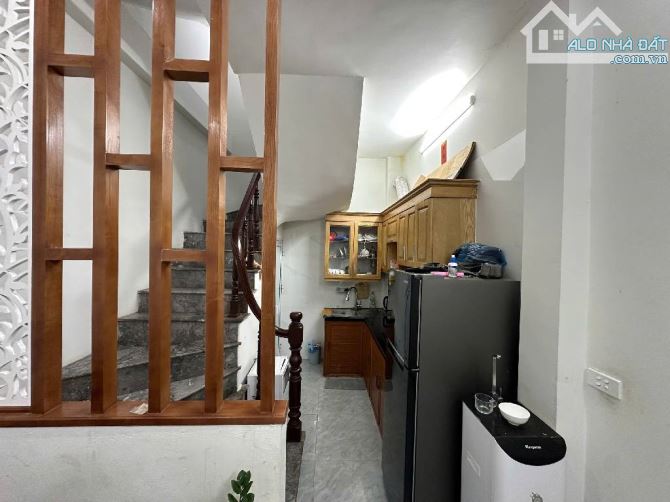 Duy nhất 1 căn 35m2 Tam Trinh - Vinh Tuy - view Time City, 5 tầng, 3 ngủ. giá 6.7 tỷ