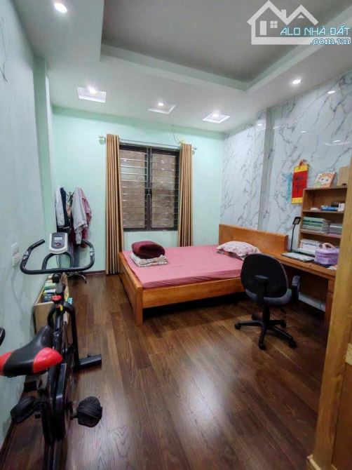 SIÊU PHẨM NGUYỄN ĐỨC CẢNH – 60M² X 5 TẦNG – Ô TÔ ĐỖ CỔNG – SỔ ĐỎ CHÍNH CHỦ – CHỈ 7,55 TỶ!