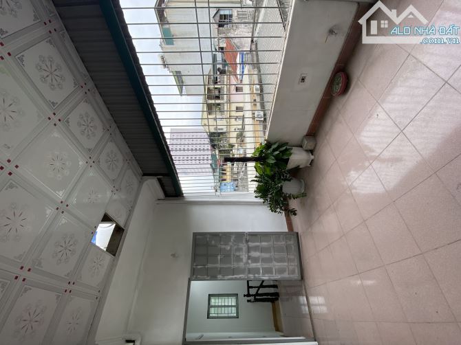 HIẾM! Chỉ 4.7 tỷ Định Công Thượng 30m 4 Tầng gần ô tô SĐCC