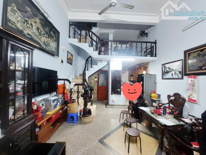 10M RA MẶT ĐƯỜNG - LÔ GÓC 5 TẦNG - 65M2 / 72M2 - MT 6,9M - Ô TÔ VÀO