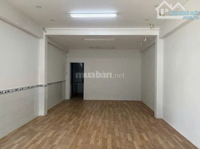 Cho thuê nhà mặt tiền đường Đồng Khởi trung tâm TP. Bến Tre, vị trí vàng kd đắc địa
