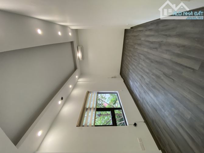 HIẾM! Chỉ 4.7 tỷ Định Công Thượng 30m 4 Tầng gần ô tô SĐCC