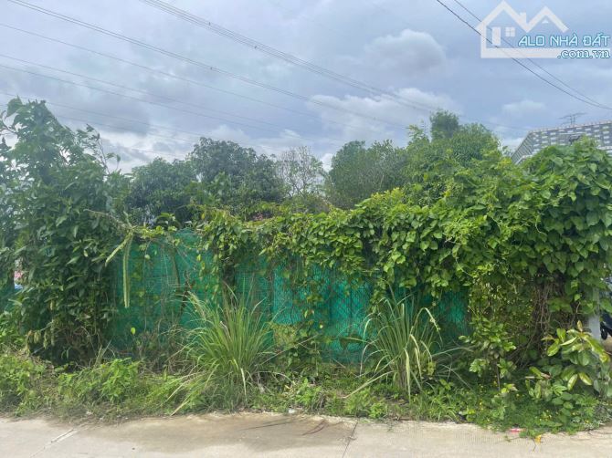 Ngợp bank bán gấp 300m2 đất đường Dương Văn Dương – Bến Lức giá TT trước 1 tỷ 2, Bank vay