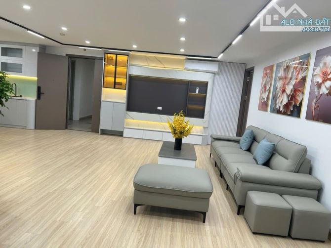 Bán Chung Cư New Horizon, 87 Lĩnh Nam – Tầng Cao, Thoáng, Mát – 96m2 – 8.3 tỷ