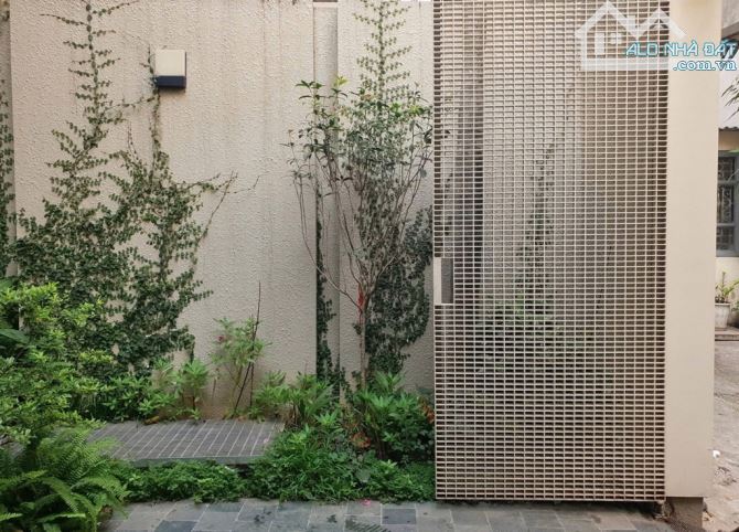 Bán biệt xanh thư mini Nguyễn An Ninh, ô tô tránh, sát phố, 2 thoáng, hợp với đại gia đình