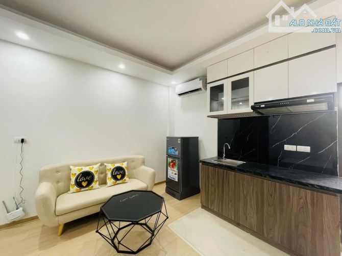 CCMN ĐỐNG ĐA 40M2 6 TẦNG 9PKK DOANH THU 45TR/THÁNG GIÁ 8 TỶ