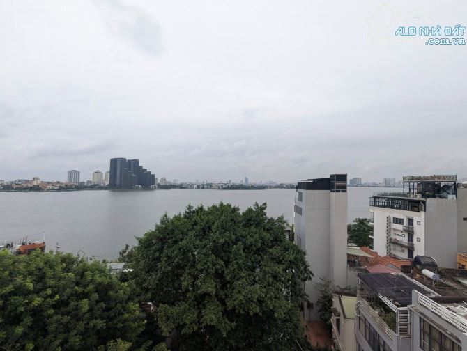 Nhà Đẹp Mặt Phố LLQ 7 Tầng Thang Máy Lô Góc 2 Mặt Tiền -View Hồ Tây 52.8 Tỷ