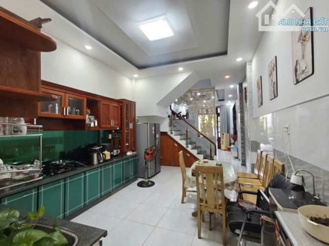 Bán nhà riêng 3 tầng, 89m2, 4PN, đường 102, Tăng Nhơn Phú A, Q.9. TP HCM Sổ hồng, 7.95 tỷ. - 2