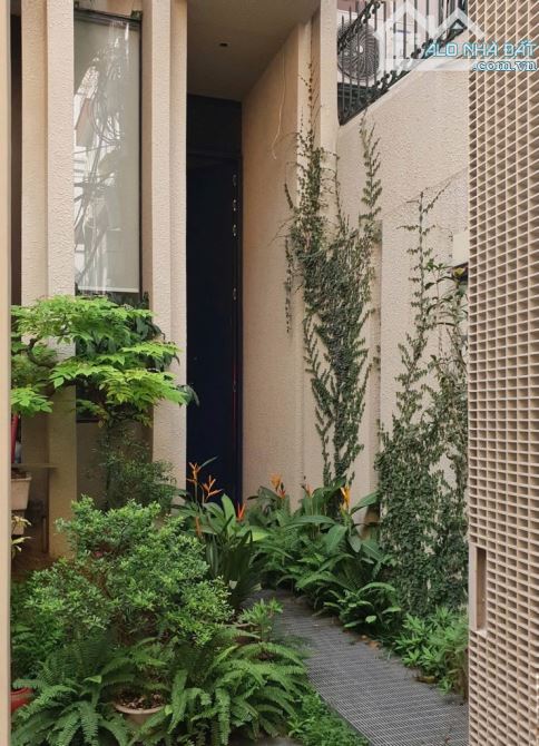 Bán biệt xanh thư mini Nguyễn An Ninh, ô tô tránh, sát phố, 2 thoáng, hợp với đại gia đình