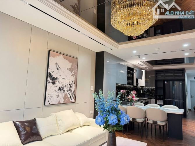 BÁN NHÀ DÂN XÂY - CẦU GIẤY - NHÀ HIẾM SIÊU ĐẸP - VÀI BƯỚC RA ĐƯỜNG LỚN - THANG MÁY