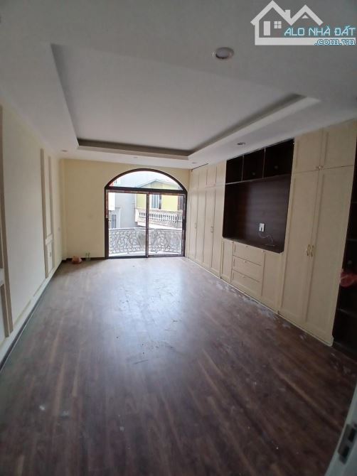 NHÀ MỚI TINH_THANG MÁY_GARA ÔTÔ_20M ÔTÔ TRÁNH_TT HAI BÀ_ DT 53m_5T_MT5.3_Giá 16.8 Tỷ