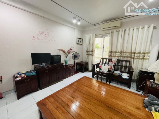 PHỐ ĐÔNG THIÊN NHÀ MỚI TINH – FULL NỘI THẤT CAO CẤP – 5 TẦNG – SỔ RIÊNG 34M² – CHỈ 6,6 TỶ