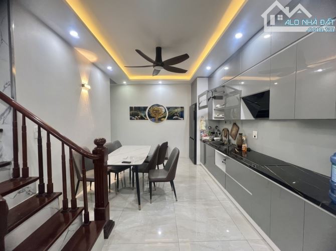 Bán Nhà Lương Khánh Thiện, Tân Mai– Phân Lô, Ngõ Oto–5T– 57 m – 13,8 tỷ