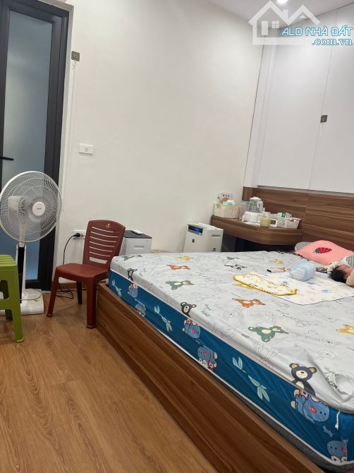 Bán nhà Hương Viên 23/30m2, 3T, mt 3.7m mặt ngõ 10m ra phố, kd online. Giá 7.3 tỷ SĐCC