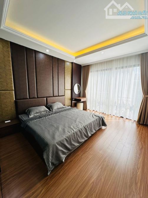 XUÂN LA/ TÂY HỒ- PHÂN LÔ XÂY MỚI- DT 50.4m2, 5 tầng, chỉ 20m ra ô tô tránh dừng đỗ
