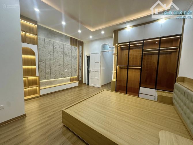 BÁN NHÀ VĨNH HƯNG 48M X 4 TẦNG, 3 MẶT THOÁNG SÁNG VƯỢNG KHÍ, 4 NGỦ, CHỈ 8.3 TỶ