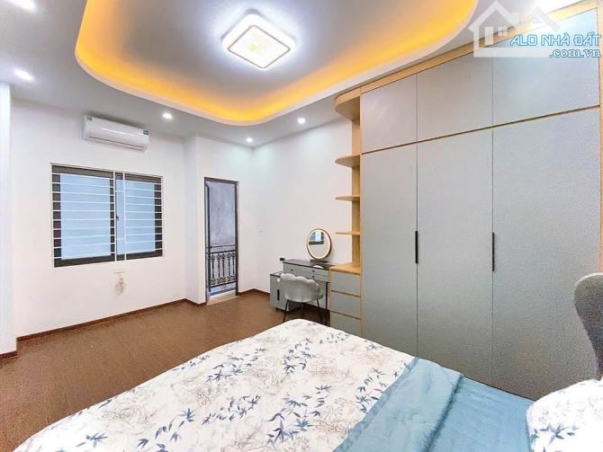 BÁN NHÀ NGÕ 143 NGUYỄN CHÍNH 48M X 4T, 4 PHÒNG NGỦ VIP, CHỈ 9.3 TỶ