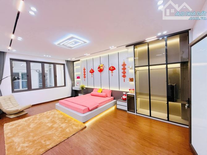 Nhà mới gara Nguyễn Đức Cảnh 50m x 5 tầng, full nội thất, chỉ hơn 12 tỷ