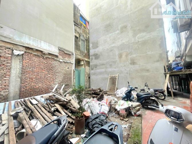 BÁN GẤP THỬA ĐẤT NAM DƯ 65M ÔTO TRÁNH CHỈ 8 TỶ