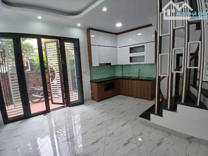 CẦN BÁN NHÀ MỚI 35M3 VĨNH HƯNG, 5 TẦNG, 3 NGỦ, MT 5,5M, GIÁ NHỈNH 7 TỶ