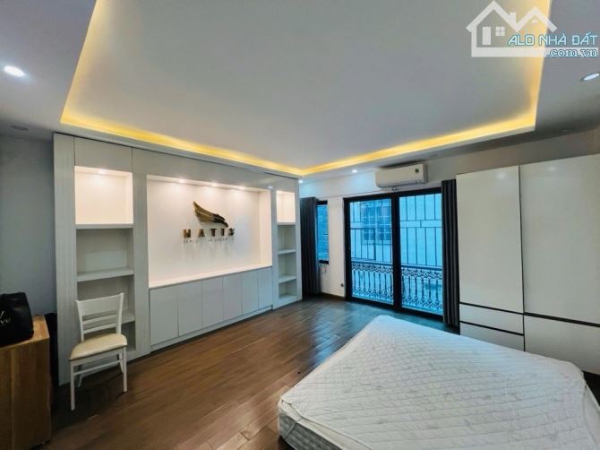 BÁN GẤP NHÀ KHU VỰC NGUYỄN ĐỨC CẢNH 50M2, 5 TẦNG, 4 NGỦ, GIÁ NHINH 8 TỶ.