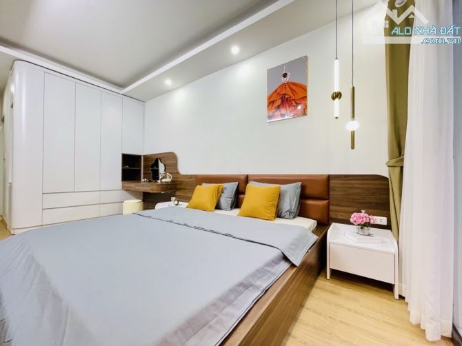 BÁN NHÀ TRƯƠNG ĐỊNH 38M X 5 TẦNG MỚI TINH, NỘI THẤT CAO CẤP, OTO QUA NHÀ, CHỈ 7.6 TỶ