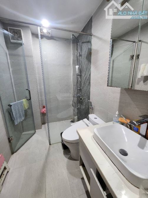 BÁN NHÀ NGÕ 151 NGUYỄN ĐỨC CẢNH 45M X 4 TẦNG, NỘI THẤT ĐẸP, GẦN Ô TÔ, CHỈ 7.95 TỶ