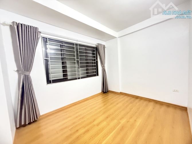 CẦN BÁN GẤP NHÀ MỚI ĐÔNG THIÊN 40M2, 4 TẦNG, 4 NGỦ, GIÁ NHỈNH 7 TỶ (CÓ TL)