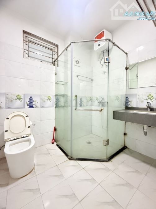 CẦN BÁN NHÀ NAM DƯ 40M2, 4 TẦNG, 4 NGỦ, GIÁ NHỈNH 7 TỶ (CÓ TL)