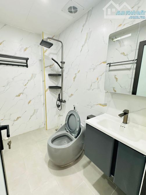 XUÂN LA/ TÂY HỒ- PHÂN LÔ XÂY MỚI- DT 50.4m2, 5 tầng, chỉ 20m ra ô tô tránh dừng đỗ