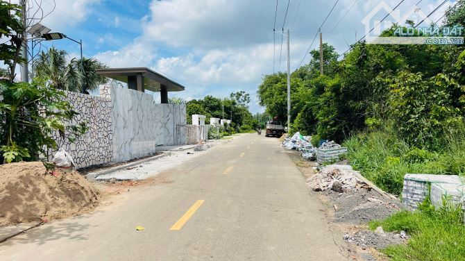 BÁN ĐẤT MẶT TIỀN NGUYỄN HUỆ ĐẤT ĐỎ- BÀ RỊA VŨNG TÀU