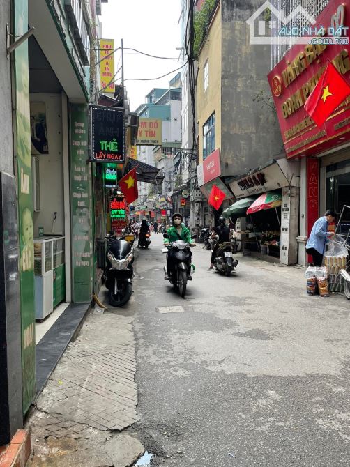 ĐỐNG ĐA, MẶT CHỢ ĐÔNG ĐÚC, SẦM UẤT, KINH DOANH 24/24, VỈA HÈ, Ô TÔ, GIÁ CỰC HẤP DẪN.