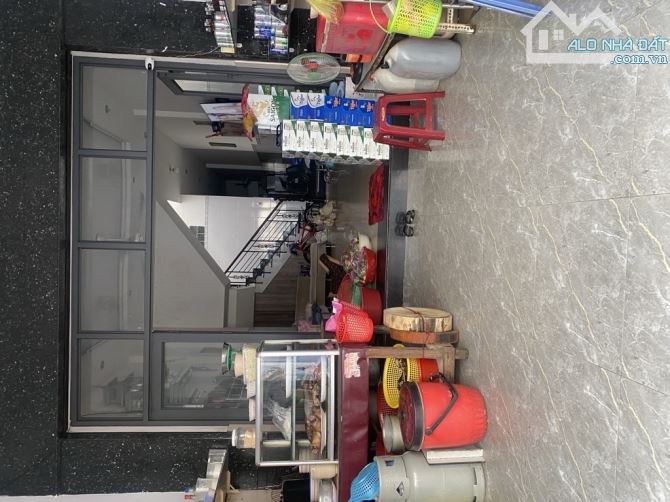 Nhà 2T ngay chợ lạc quang kinh doanh tốt tân thới nhất quận 12.(4.7x23) - 9.x tỷ - 1