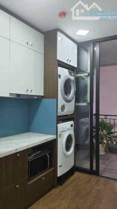 BÁN TÒA APARTMENT CAO CẤP TÔ NGỌC VÂN – 650M2 - 7 TẦNG - DÒNG TIỀN KHỦNG