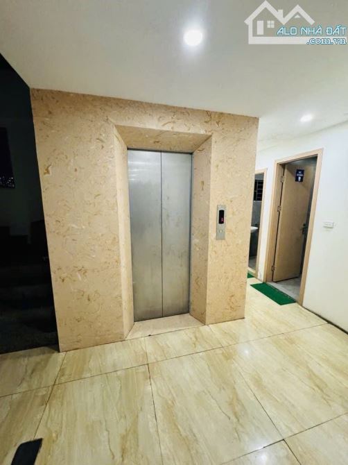 MẶT PHỐ Thanh Nhàn 112m 48 tỷ Mặt tiền khủng -KINH doanh -Thang máy