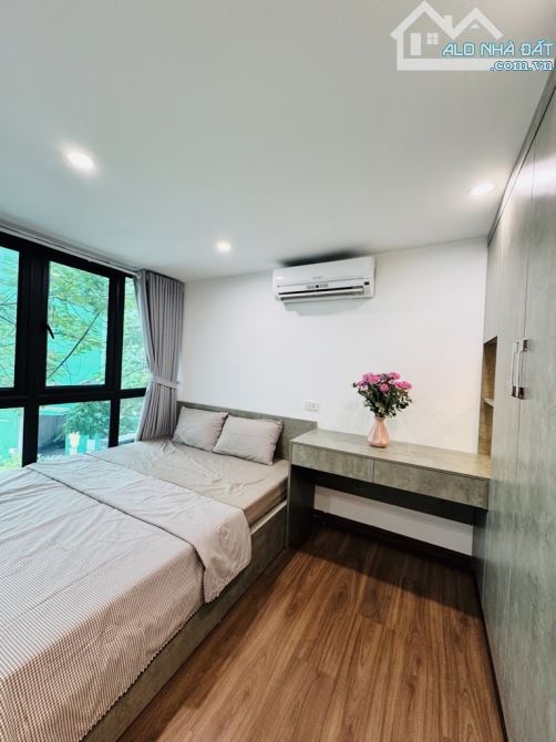 Bán căn hộ tập thể minh khai tt hai bà trưng đẹp hai thoáng ô tô đỗ cầu thang nội thất đẹp