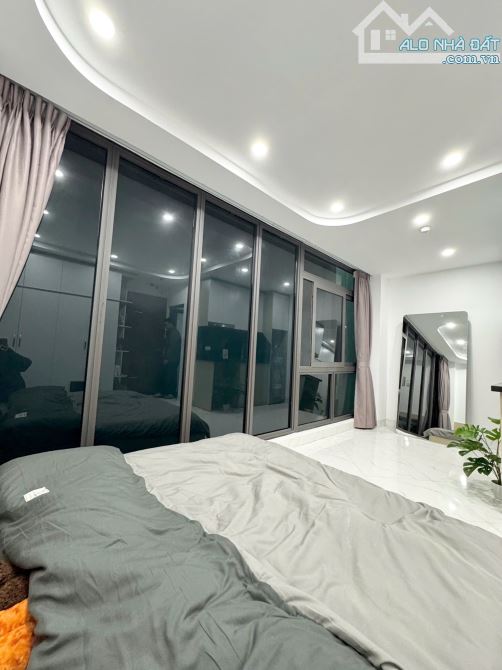 Bán toà CHDV Hoàng Mai thông tứ tung rộng rãi 50m2*5T có TM 8PN gần ĐH Bách Kinh Xây, PCCC