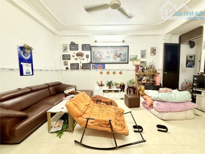 MT NGUYỄN THƯỢNG HIỀN, P5, PHÚ NHUẬN, GIÁ 7.9 TỶ. THUẬN TIỆN LÀM MB LÀM KD, SPA,