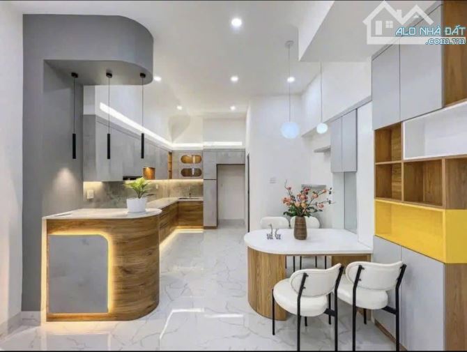 🛑Chủ nhà ngợp bank cần bán gấp nhà đường Nguyễn Hữu Trí. - 1