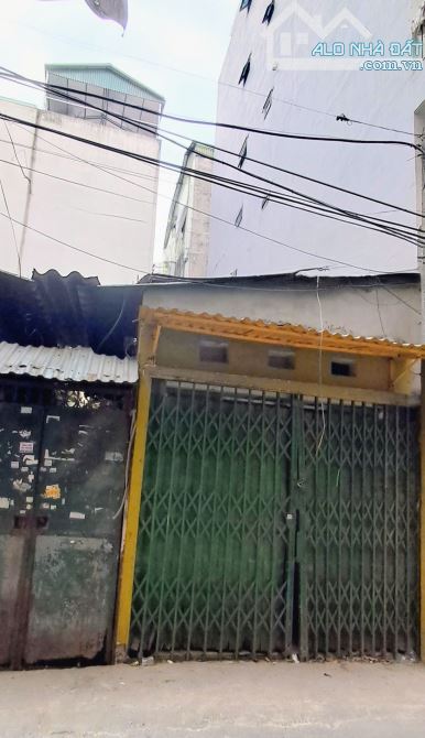 Bán đất TRÍCH SÀI, Hồ Tây. Mặt ngõ oto tránh, 7 chỗ vào nhà. Lô góc, 20m ra Hồ Tây.