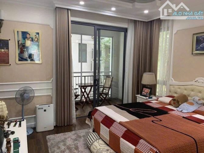 bán siêu phẩm biệt thự song lập Gamuda dt:200m2 full nội thất cao cấp giá tốt.