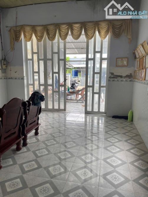 bán đất tặng nhà đầy đủ tiện nghi giá cả hợp lý - 1