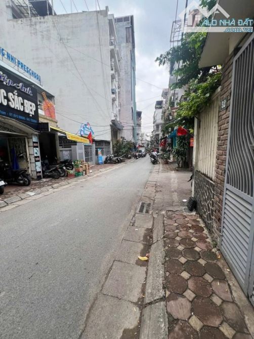 SIÊU PHẨM LÔ GÓC HOÀNG HOA THÁM – 120M² – VỈA HÈ – Ô TÔ TRÁNH – 42.5 TỶ