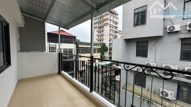 VÕNG THỊ, 26M x 5T, MT 5.51M - Ô TÔ ĐỖ CỬA, 1 NGOẶT RA PHỐ, THỂ DỤC HỒ TÂY CÁCH 300M