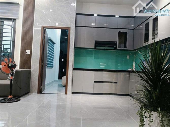 ⭐️ Nhà Lô góc SHR 2 tầng HXH 101m2 – Đặng Thúc Vịnh Hóc Môn - 3