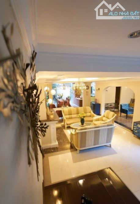 Bán biệt thự phố cổ Hoàn Kiếm - Tuyệt phẩm mặt phố Quang Trung, di sản truyền đời, 265 tỷ