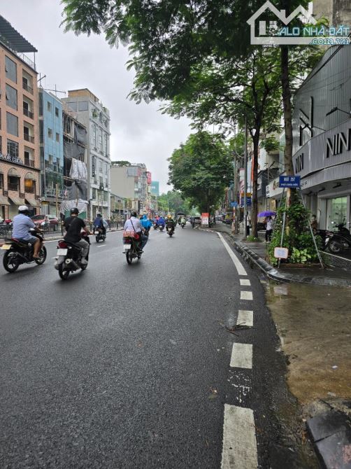 GIÁ CỰC PHẨM! Mặt phố Chùa Bộc, vỉa hè, KD, thông sàn, ở+cho thuê sẵn DT 30tr/th