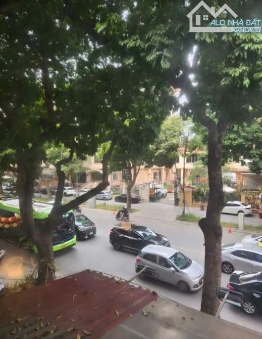 Bán biệt thự phố cổ Hoàn Kiếm - Tuyệt phẩm mặt phố Quang Trung, di sản truyền đời, 265 tỷ